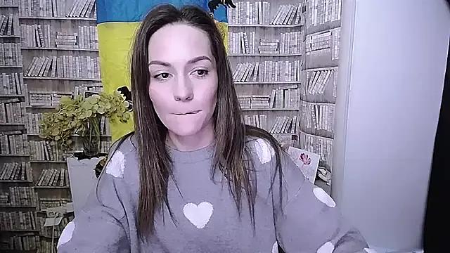 Try our girls live displays and explore the company of endless strippers, with beautiful physiques, vibrating toys and more.