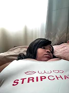 Photos of Linah___ from StripChat is Freechat