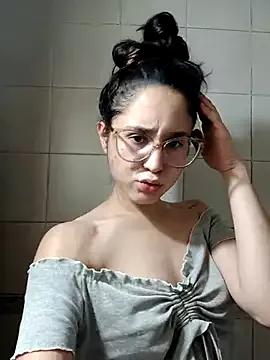 linameii from StripChat is Freechat