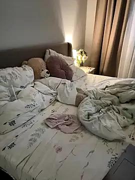 Try our girls live displays and explore the company of endless strippers, with beautiful physiques, vibrating toys and more.