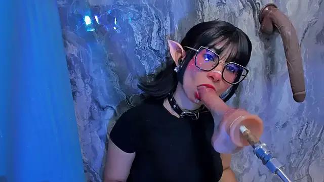 Try our girls live displays and explore the company of endless strippers, with beautiful physiques, vibrating toys and more.