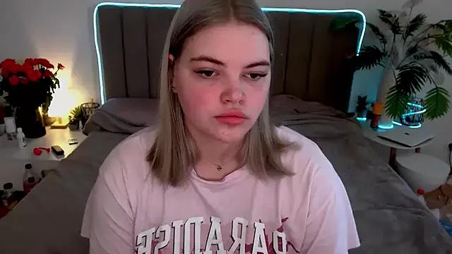 lindablossom from StripChat is Freechat