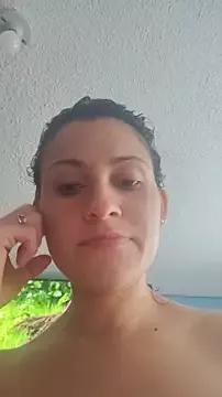 lindasyt from StripChat is Freechat