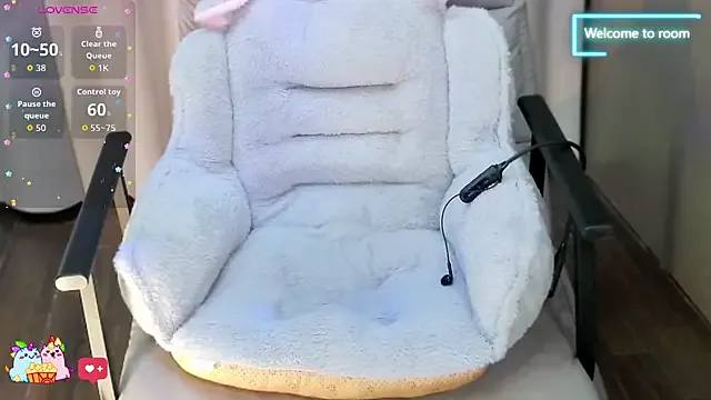 LINLIN-2025's avatar