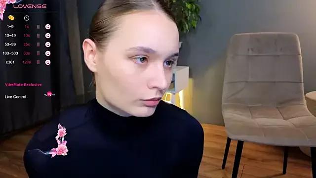 lisa_schiele from StripChat is Freechat