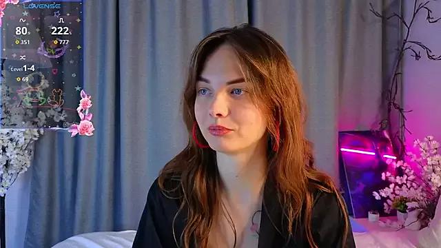 Try our girls live displays and explore the company of endless strippers, with beautiful physiques, vibrating toys and more.