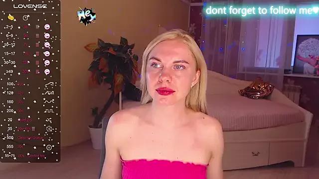 LiSinDoll from StripChat is Freechat