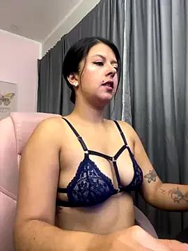 Try our girls live displays and explore the company of endless strippers, with beautiful physiques, vibrating toys and more.