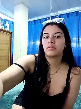 Little-rose from StripChat is Freechat