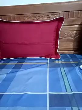Little-star- from StripChat is Freechat