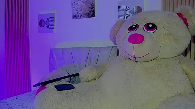 little_emiily_ — Freechat on StripChat