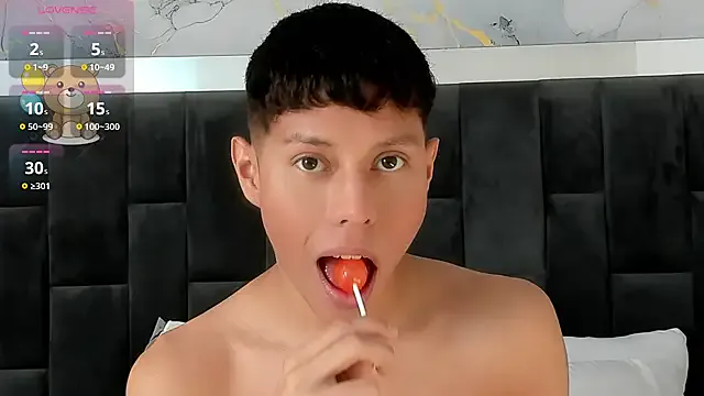 Little_liam — make your buttocks red