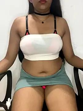 Try our girls live displays and explore the company of endless strippers, with beautiful physiques, vibrating toys and more.