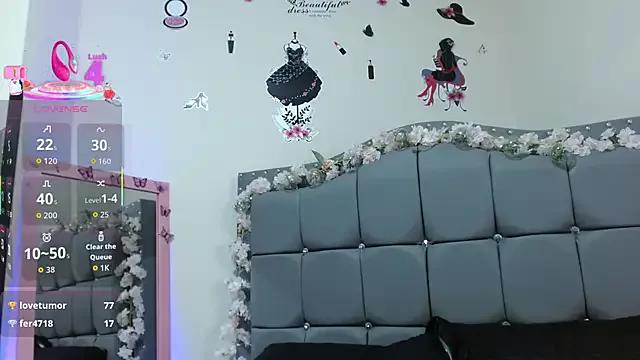 Try our girls live displays and explore the company of endless strippers, with beautiful physiques, vibrating toys and more.