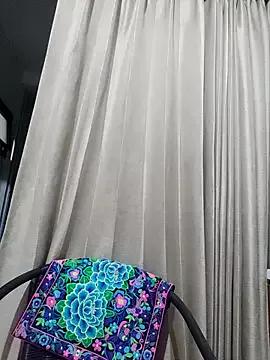 Little_suzy5 from StripChat