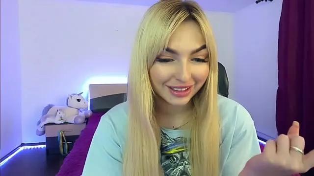 LittleDafny from StripChat