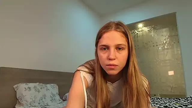 littlemolly11 from StripChat is Freechat