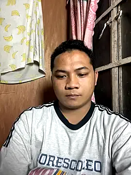 Avatar of littleredbunny27