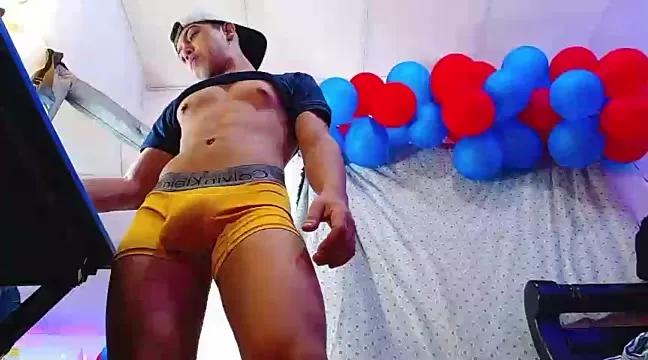 littleyork from StripChat
