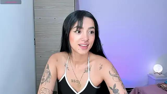 Lizzie_corner_v from StripChat is Freechat