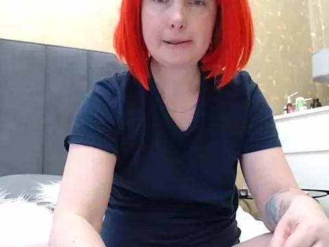 LizzieXHottie from StripChat