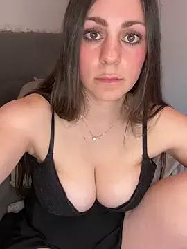 Try our girls live displays and explore the company of endless strippers, with beautiful physiques, vibrating toys and more.
