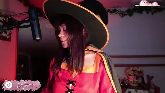 Loidjanne — Control nora in flexible pose x5