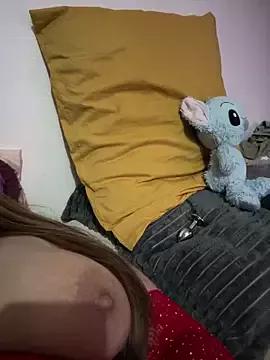 lola__med from StripChat is Freechat