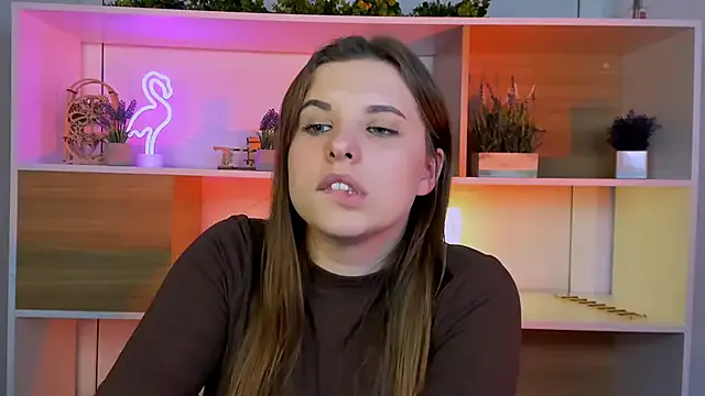 lola_swon — kisses on the neck