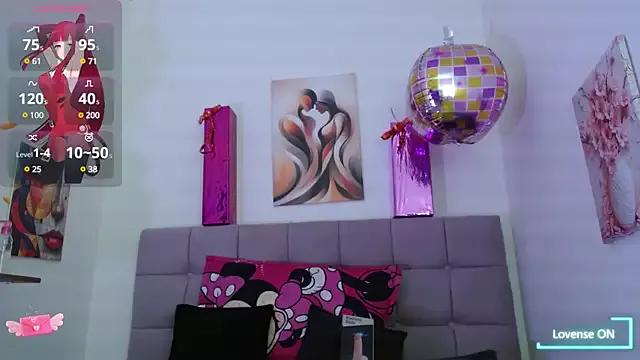 Try our girls live displays and explore the company of endless strippers, with beautiful physiques, vibrating toys and more.