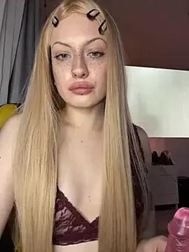 Try our girls live displays and explore the company of endless strippers, with beautiful physiques, vibrating toys and more.