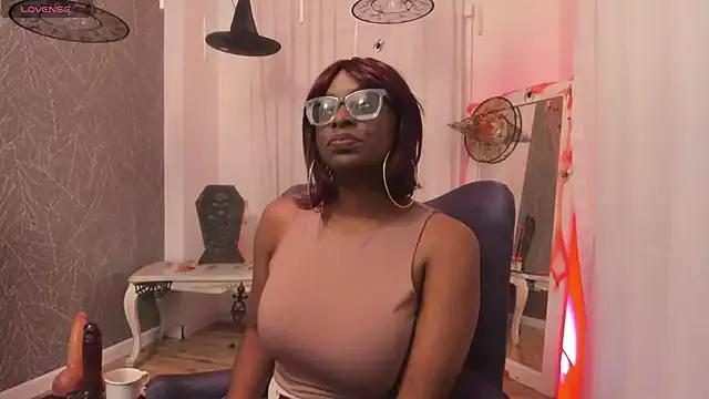 LolaJenkinss from StripChat is Freechat