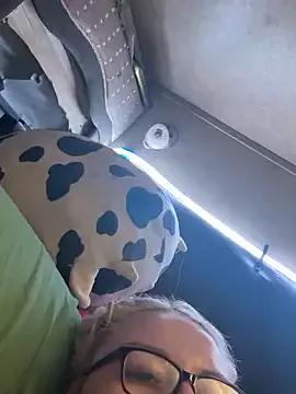 lostinherwonderland from StripChat is Freechat