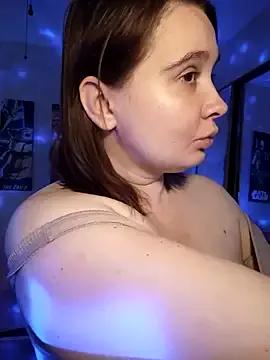 Try our girls live displays and explore the company of endless strippers, with beautiful physiques, vibrating toys and more.