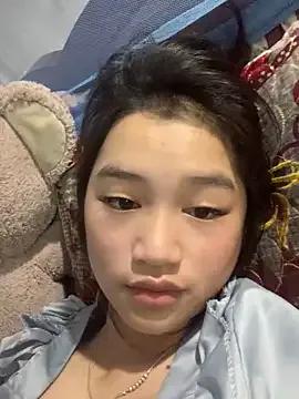Love-Mpham12 from StripChat is Freechat