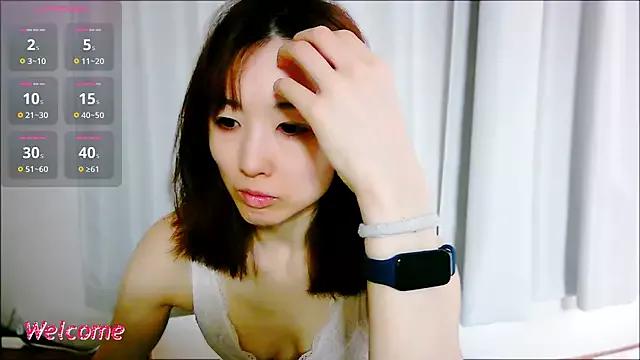Love_me_Eri_ from StripChat is Freechat