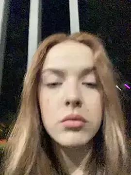 lovebabysosa from StripChat is Freechat