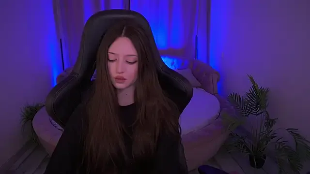 LovelyAngelyy — sexy dance (in clothes)