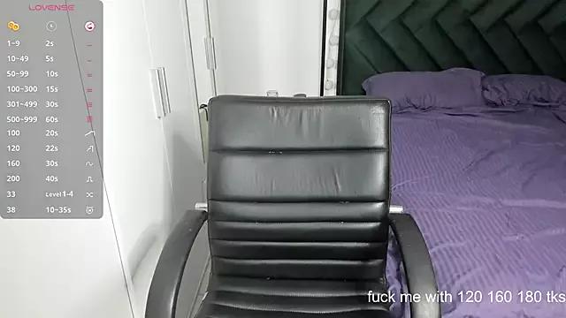 LovelyAria_ from StripChat is Freechat