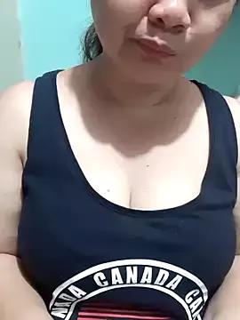Lovelyebz1108 from StripChat is Freechat