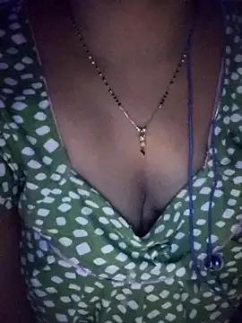 lovelyruhi from StripChat is Freechat