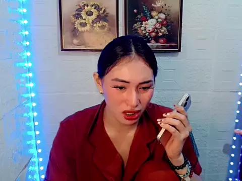 Try our girls live displays and explore the company of endless strippers, with beautiful physiques, vibrating toys and more.