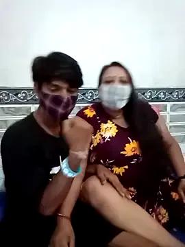 LoveOnStream from StripChat is Freechat