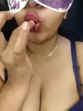 Try our girls live displays and explore the company of endless strippers, with beautiful physiques, vibrating toys and more.