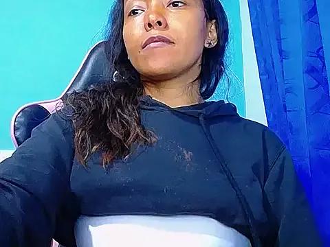 Luana_sex1 webcams show profile image 