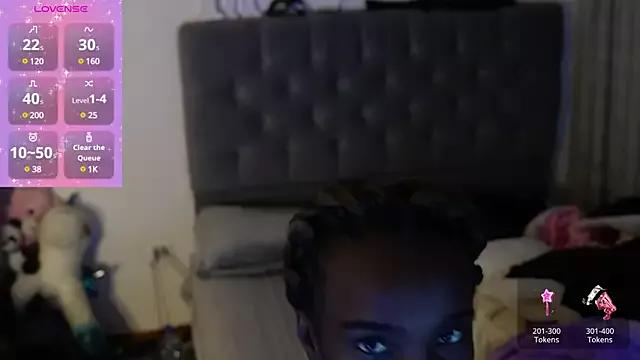 LuanaRisque webcams show profile image 