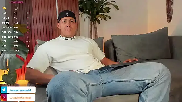 Avatar of lucasanto_