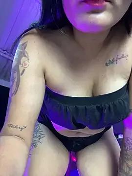Try our girls live displays and explore the company of endless strippers, with beautiful physiques, vibrating toys and more.