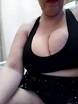 Lucia8600 from StripChat is Freechat
