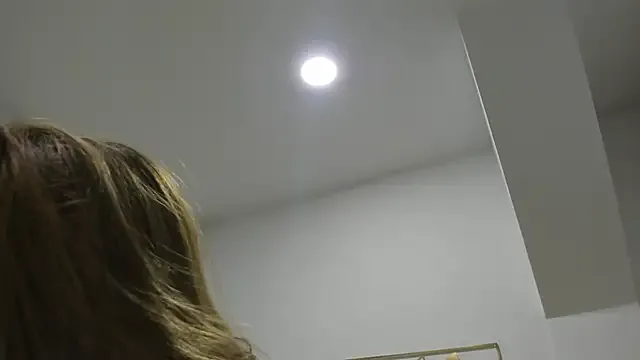 lucia_lorenz — Freechat on StripChat